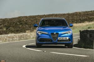 Alfa Romeo Stelvio Veloce 2020 года  (UK)